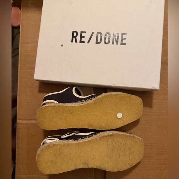 NEW RE/DONE 70s t strap espadrilles in navy size 35/ size 4.5 - Picture 3 of 5